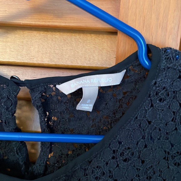 Banana Republic, 8, lace and gauzy details - Picture 2 of 4
